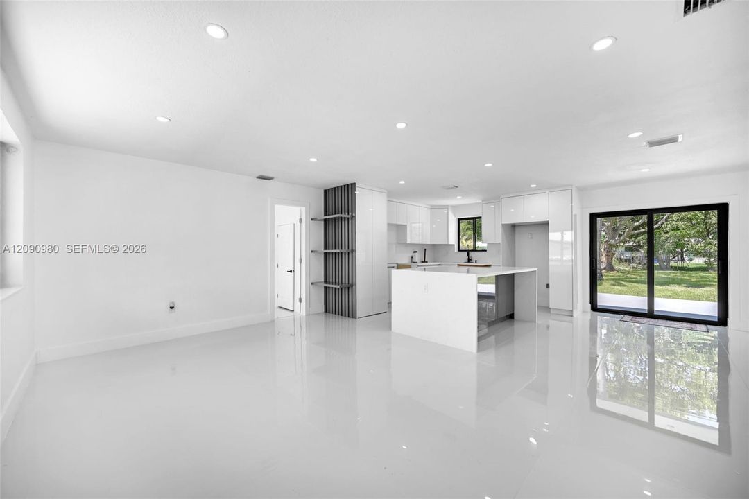 En Venta: $689,000 (4 camas, 3 baños, 1144 Pies cuadrados)