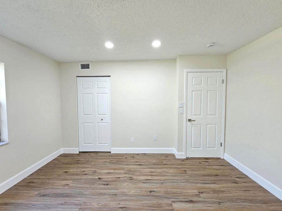 Bedroom 2 (3)