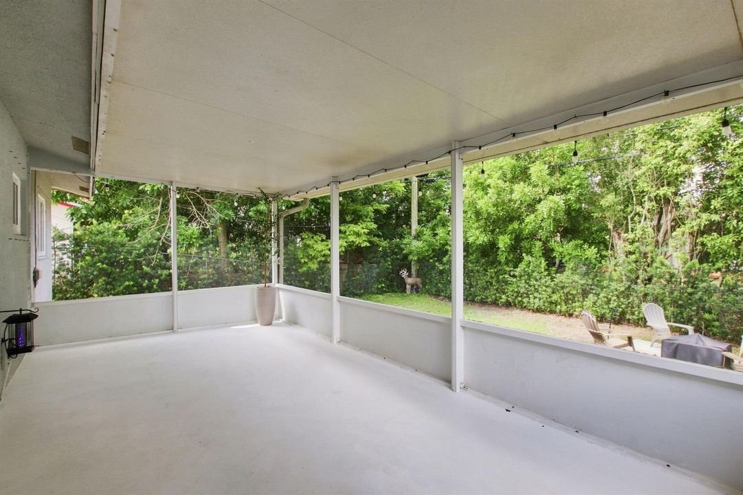 21-web-or-mls-3130-n-72nd-terrace
