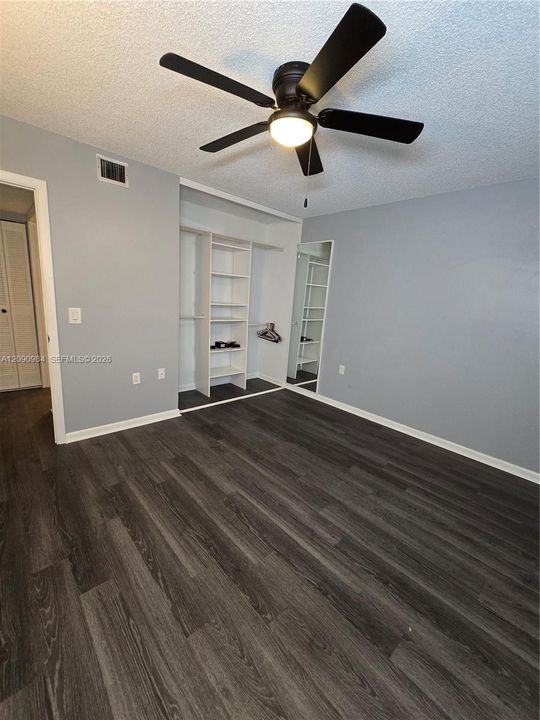 For Rent: $2,600 (2 beds, 2 baths, 1385 Square Feet)