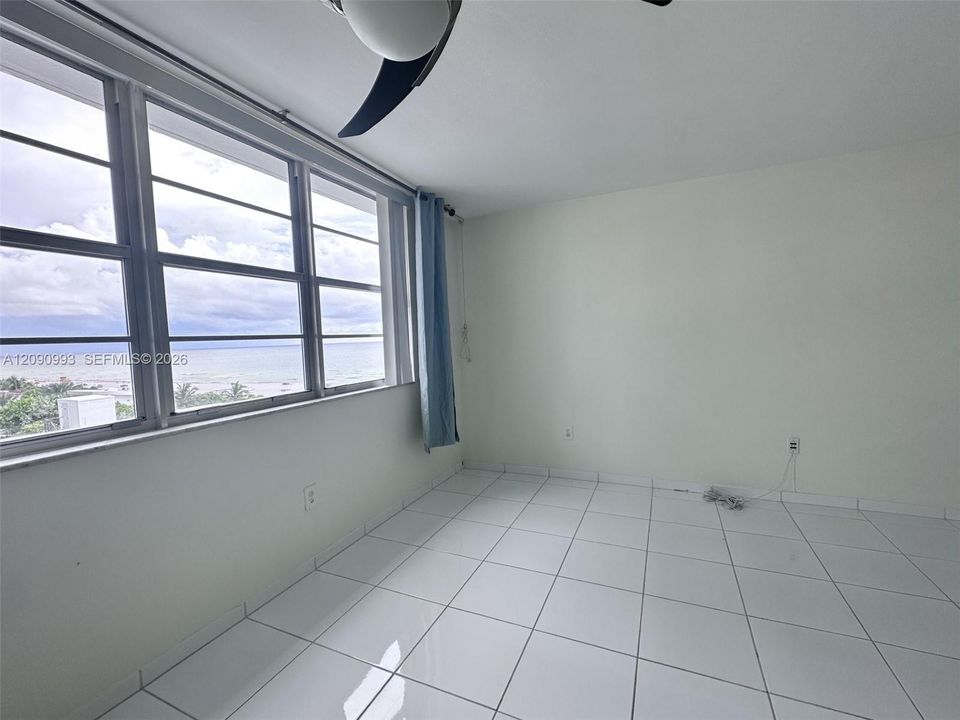 For Rent: $4,000 (2 beds, 2 baths, 1323 Square Feet)