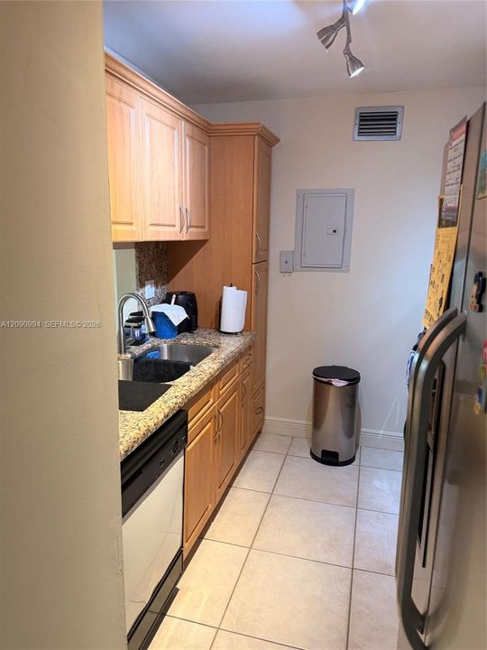 En Renta: $2,250 (2 camas, 1 baños, 981 Pies cuadrados)