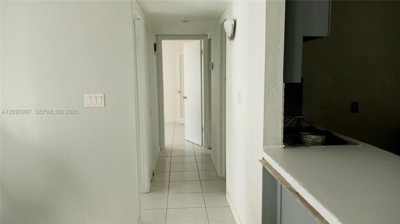 В аренду: $2,200 (2 спален, 2 ванн, 846 Квадратных фут)