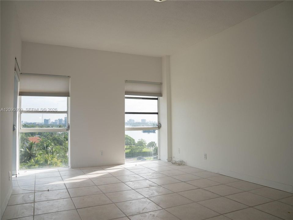 В аренду: $2,900 (2 спален, 2 ванн, 1104 Квадратных фут)