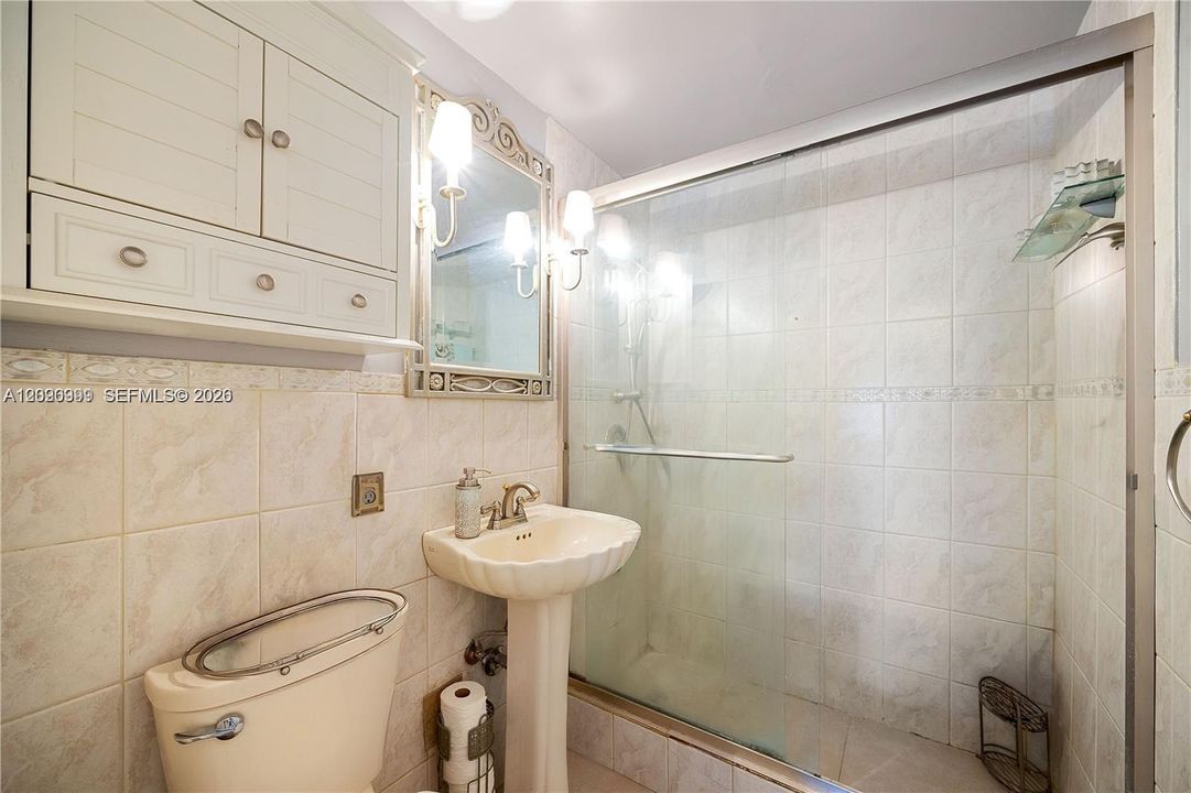 В аренду: $2,900 (2 спален, 2 ванн, 1104 Квадратных фут)