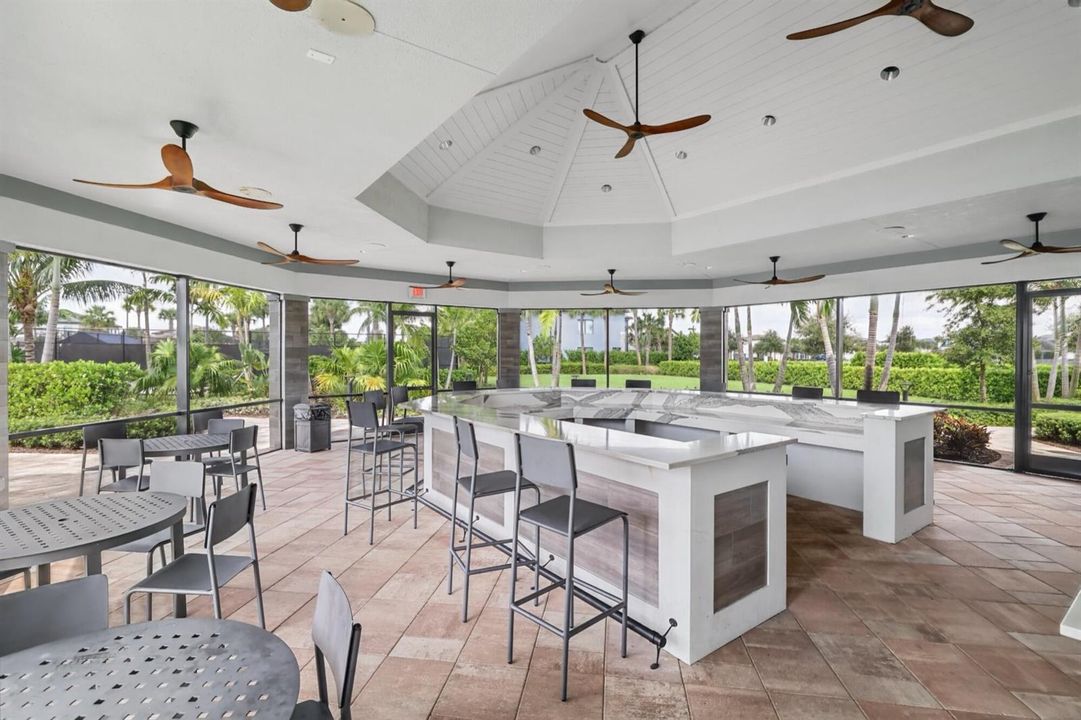 4488 E Appleton Cir -41
