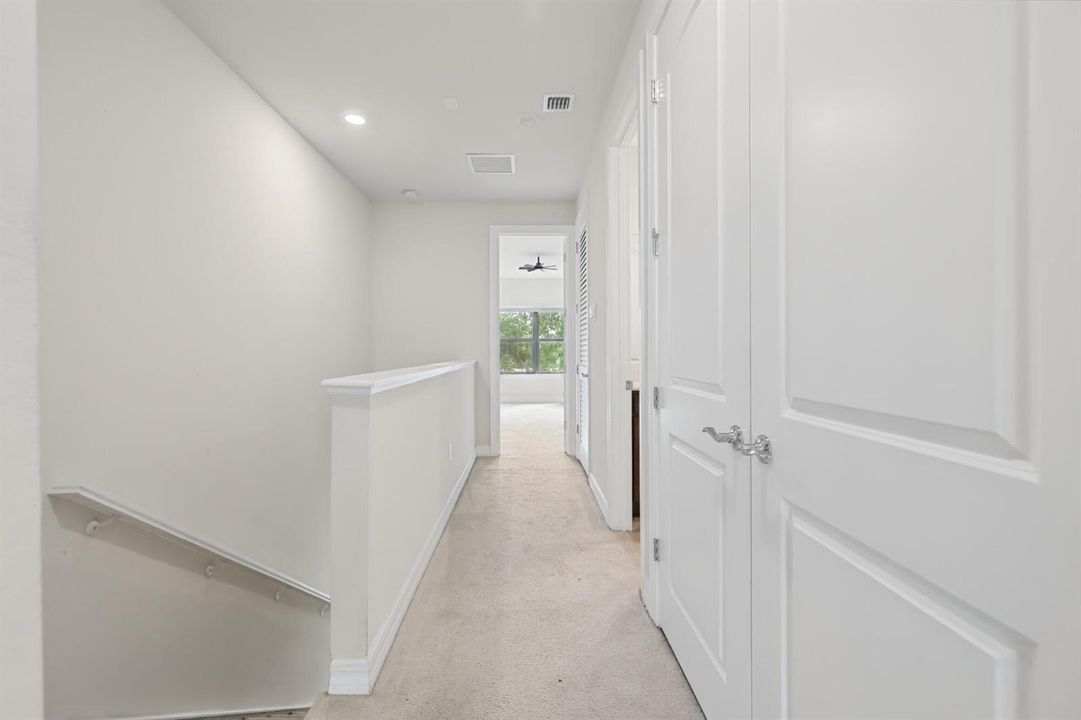 4488 E Appleton Cir -16