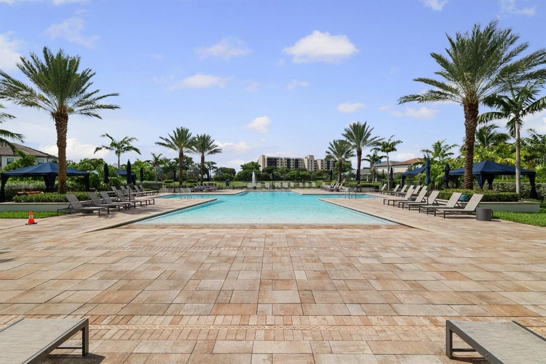 4488 E Appleton Cir -44