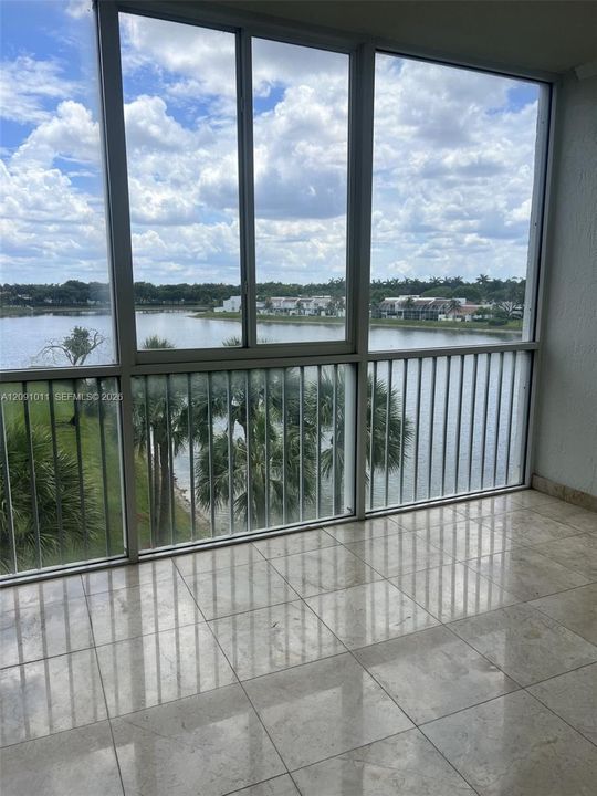 For Rent: $3,800 (3 beds, 2 baths, 1980 Square Feet)