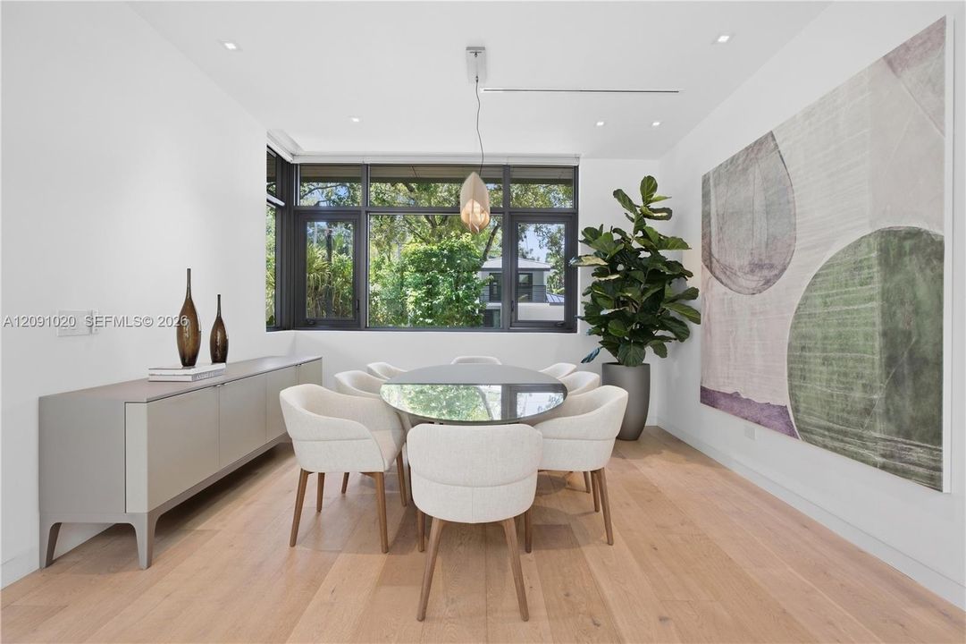 En Venta: $5,999,000 (5 camas, 4 baños, 4478 Pies cuadrados)