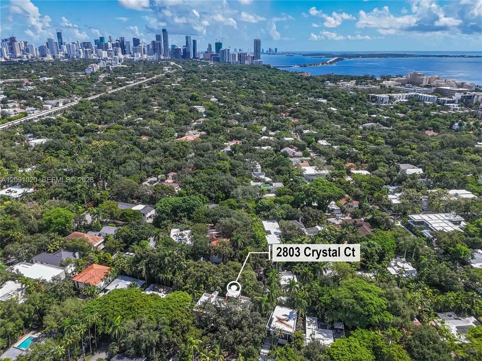 En Venta: $5,999,000 (5 camas, 4 baños, 4478 Pies cuadrados)
