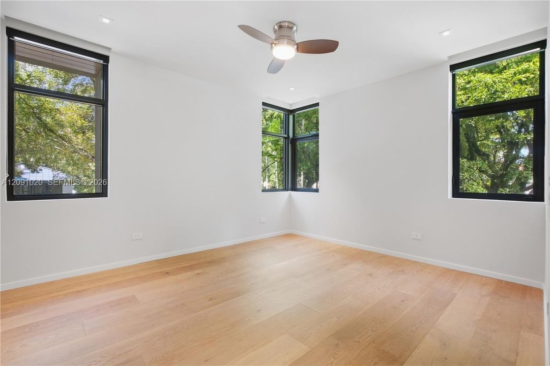 En Venta: $5,999,000 (5 camas, 4 baños, 4478 Pies cuadrados)