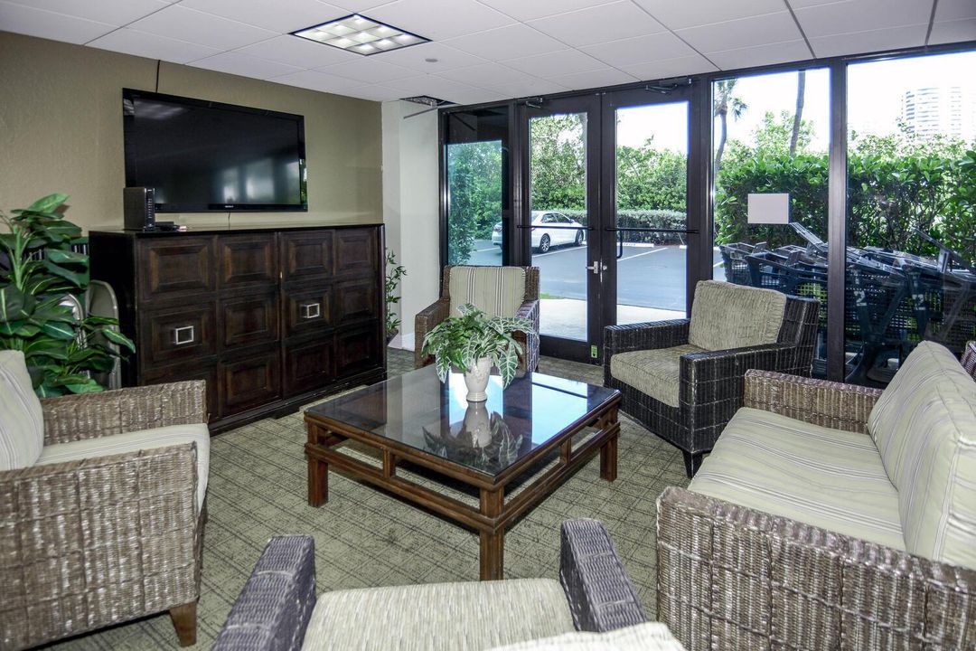 4200 N Ocean Dr Apt 2606-large-032-055-C