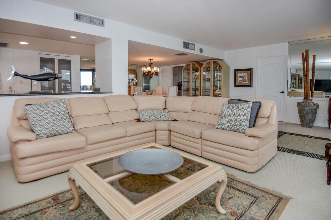 4200 N Ocean Dr Apt 2606-large-012-039-L