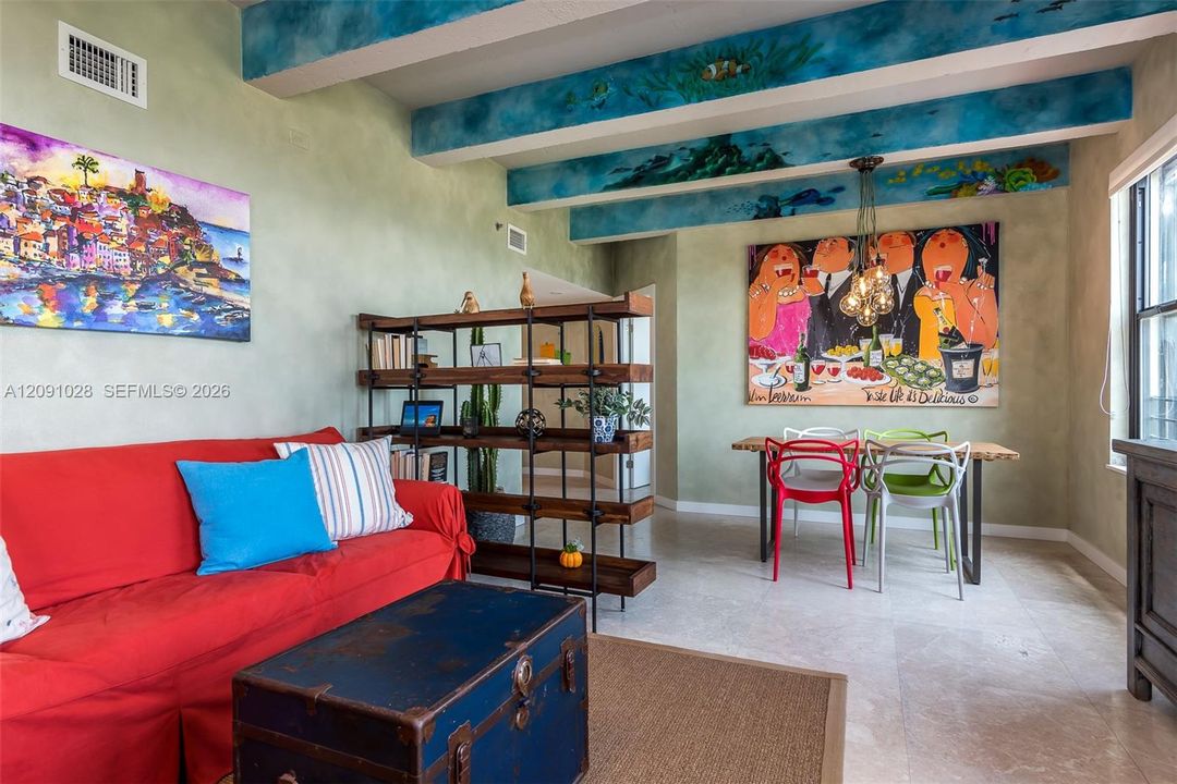 For Sale: $1,350,000 (2 beds, 2 baths, 1180 Square Feet)