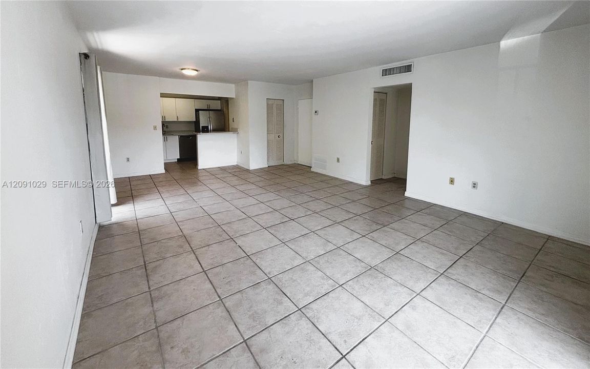 En Venta: $262,500 (1 camas, 1 baños, 904 Pies cuadrados)