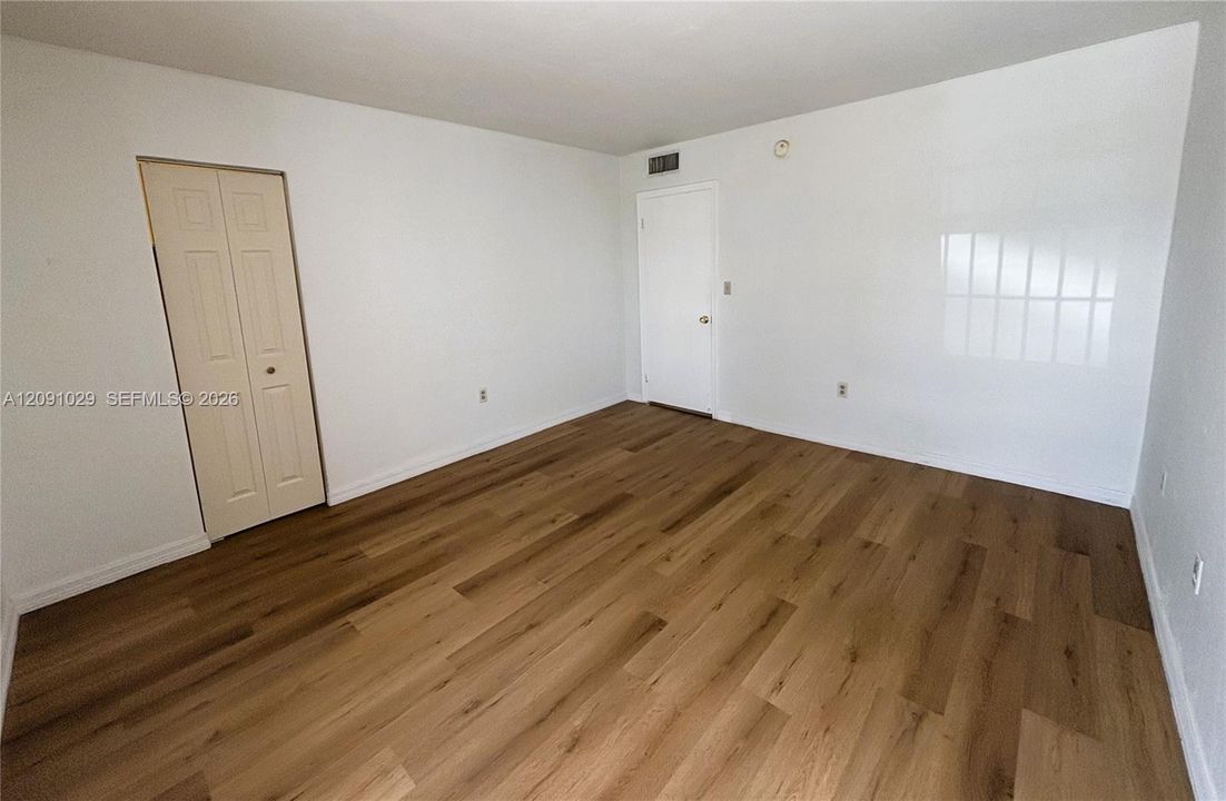 En Venta: $262,500 (1 camas, 1 baños, 904 Pies cuadrados)