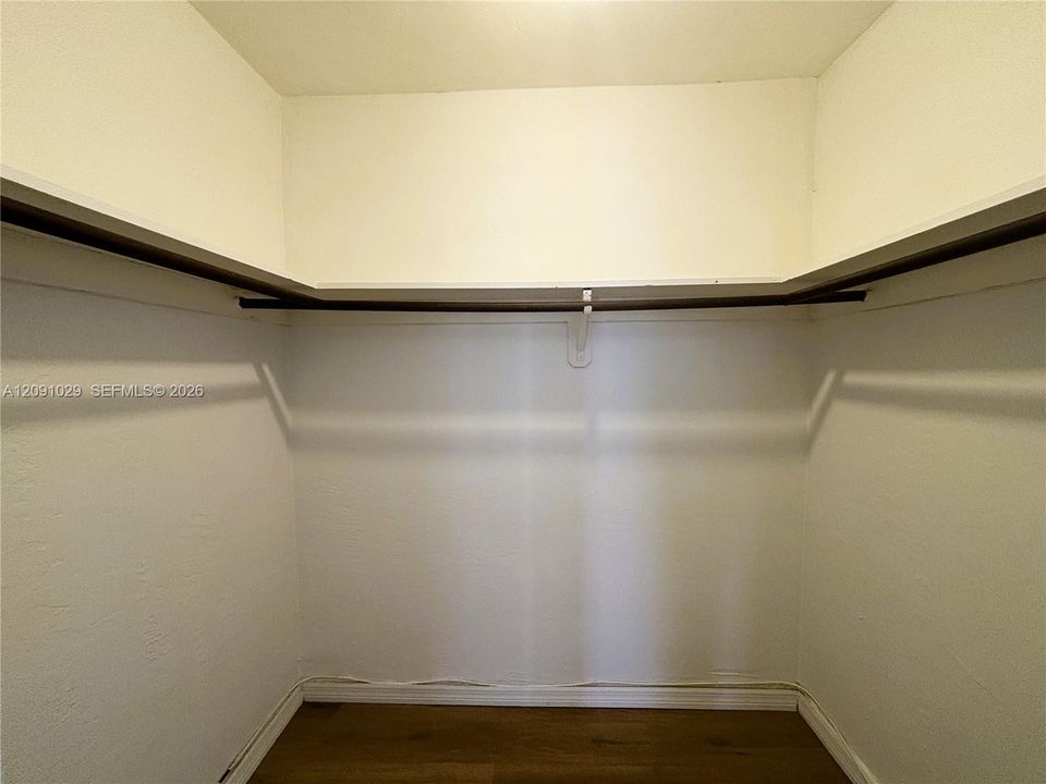 En Venta: $262,500 (1 camas, 1 baños, 904 Pies cuadrados)