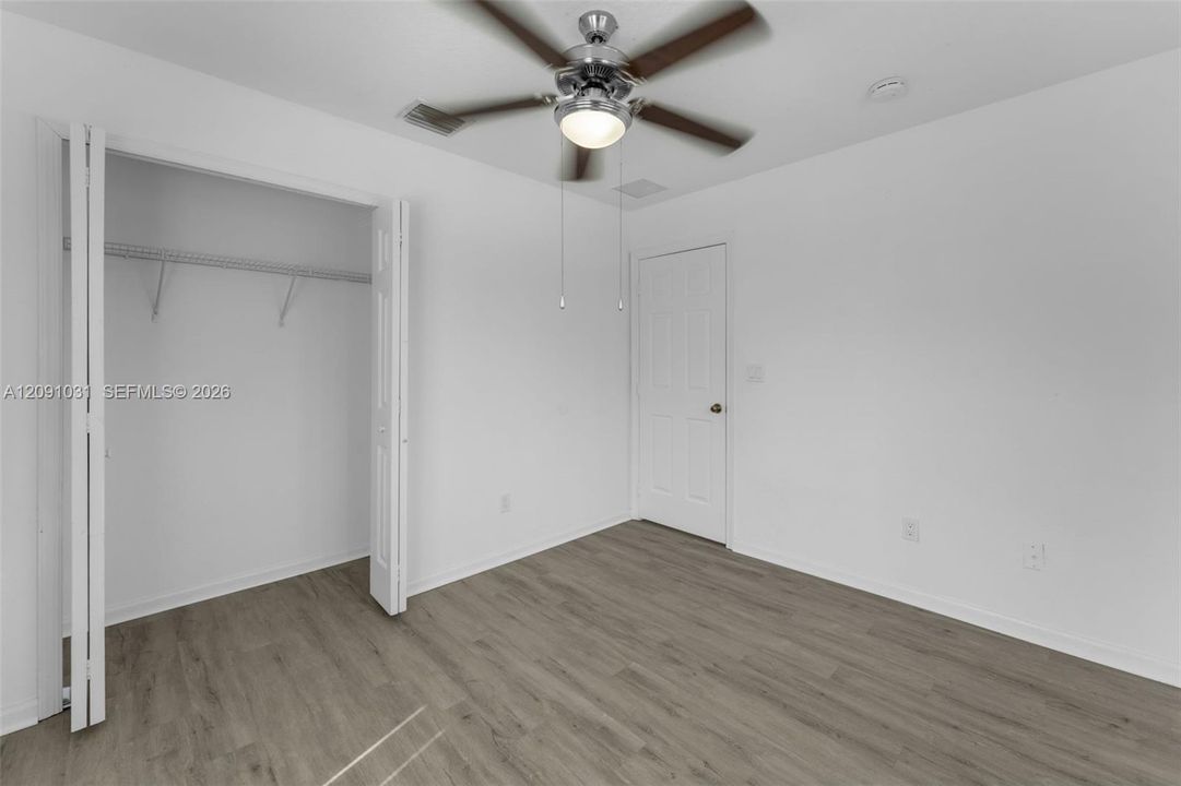 For Rent: $2,900 (3 beds, 3 baths, 1423 Square Feet)