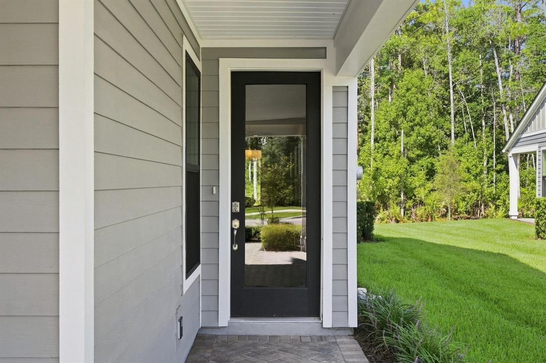 036 - outside 5