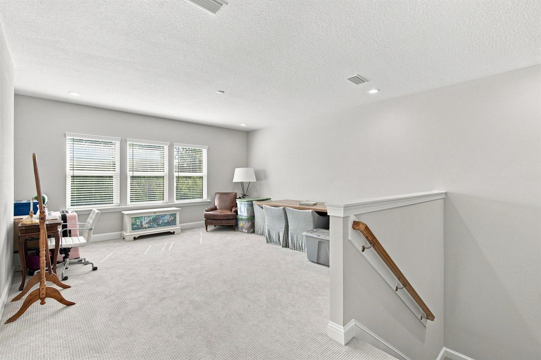 031 - family room 1