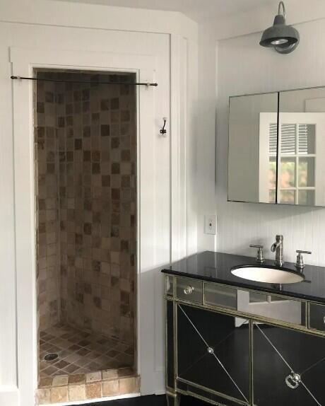 12 - master bath 2