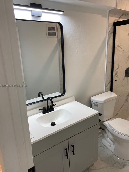 For Sale: $159,000 (2 beds, 1 baths, 826 Square Feet)