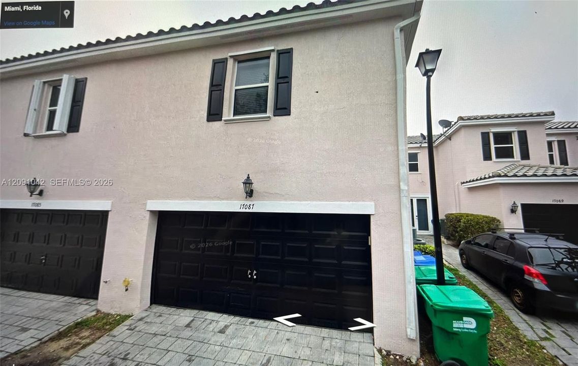 En Renta: $3,400 (4 camas, 3 baños, 2312 Pies cuadrados)