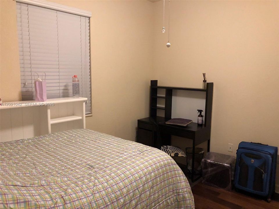 En Renta: $3,400 (4 camas, 3 baños, 2312 Pies cuadrados)