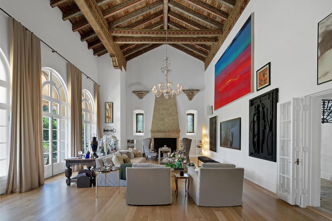 9-Livingroom