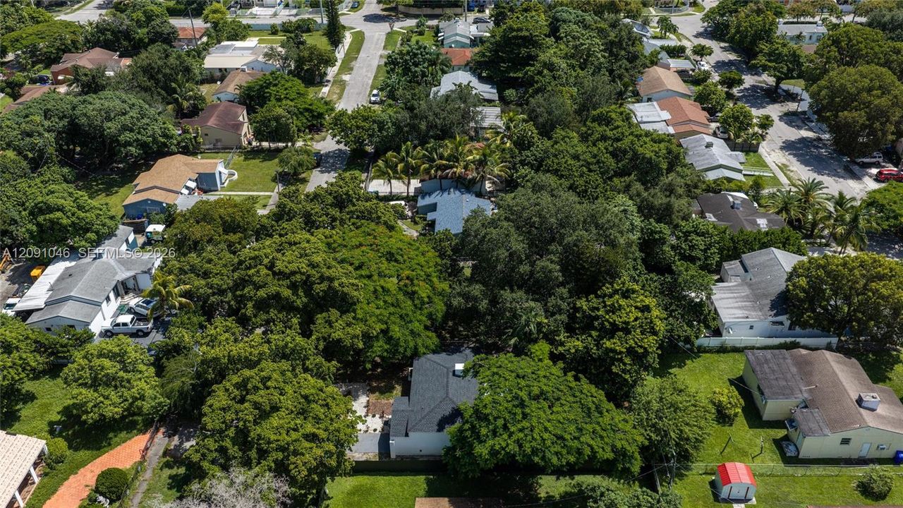 待售: $299,000 (0.16 acres)