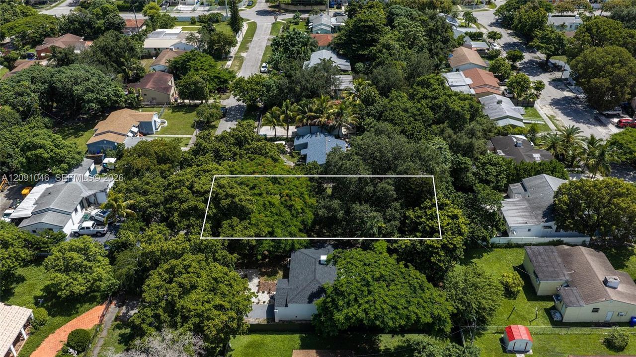 待售: $299,000 (0.16 acres)