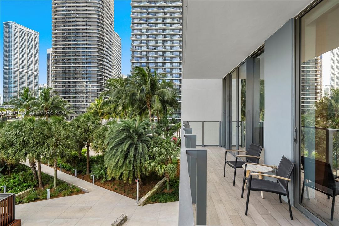 En Venta: $890,000 (2 camas, 2 baños, 1238 Pies cuadrados)