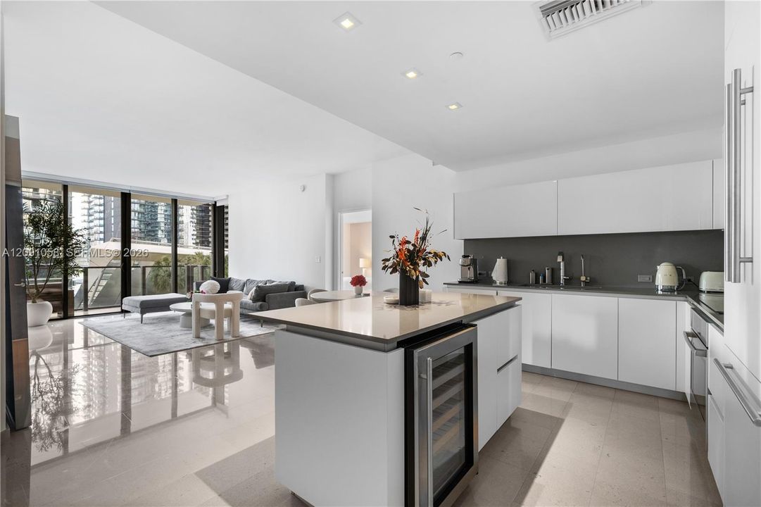 En Venta: $890,000 (2 camas, 2 baños, 1238 Pies cuadrados)
