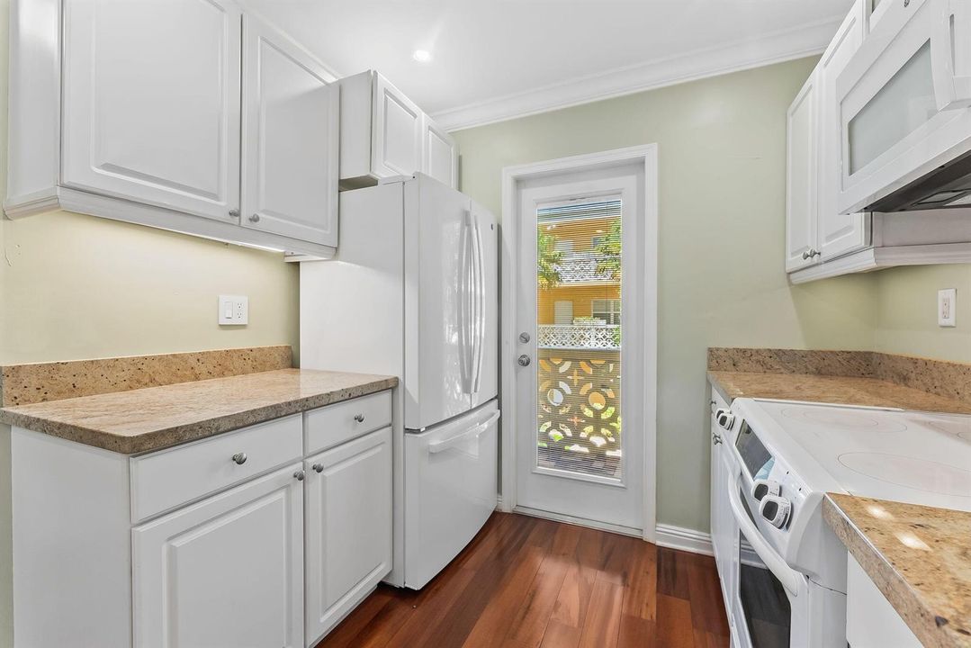 Kitchen 2