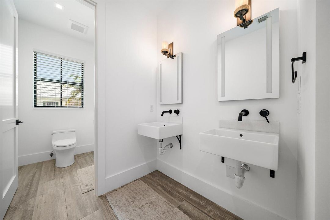060-481OceanRidgeWay-JunoBeach-SMALL