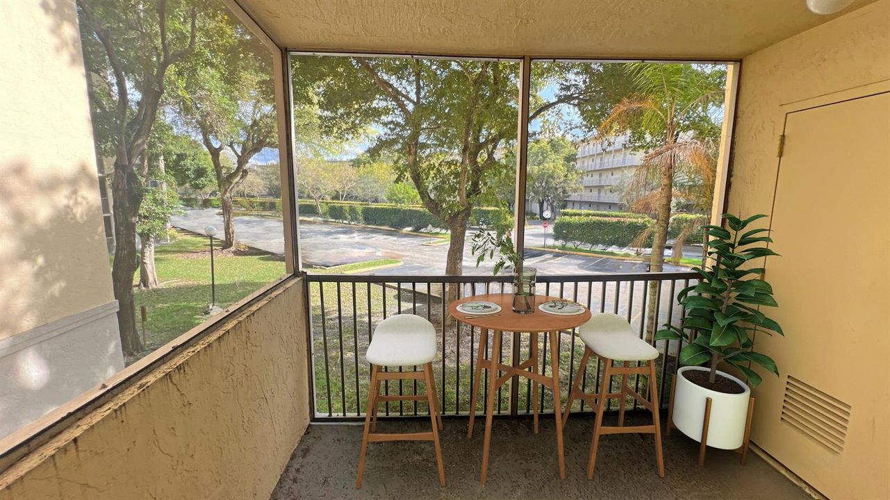 8343 Stage Balcony