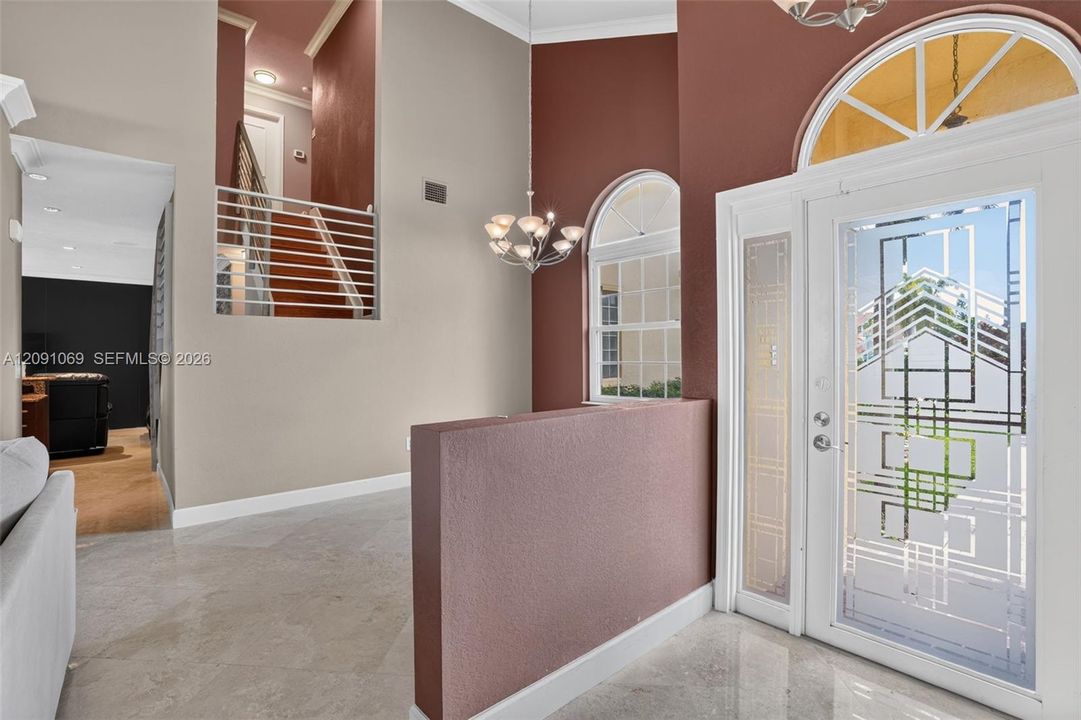 En Venta: $739,000 (4 camas, 3 baños, 2104 Pies cuadrados)