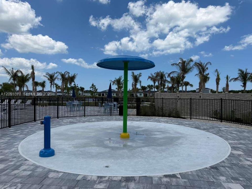 For Rent: $2,100 (2 beds, 2 baths, 1308 Square Feet)