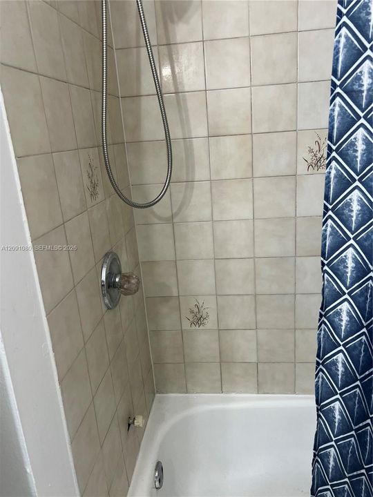 En Venta: $299,999 (2 camas, 1 baños, 1003 Pies cuadrados)
