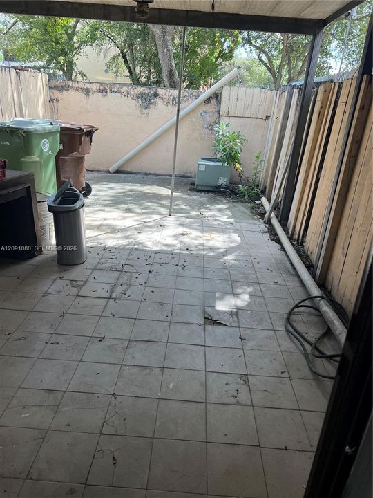 En Venta: $299,999 (2 camas, 1 baños, 1003 Pies cuadrados)