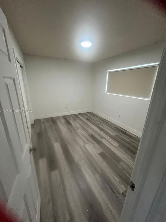 В аренду: $1,600 (1 спален, 1 ванн, 2107 Квадратных фут)