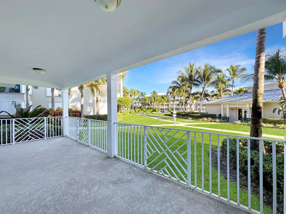 Spacious Patio