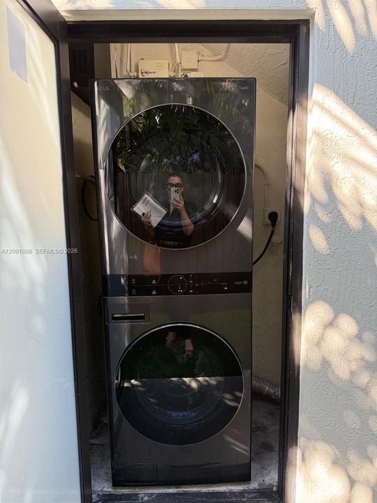 En Renta: $1,950 (1 camas, 1 baños, 2705 Pies cuadrados)