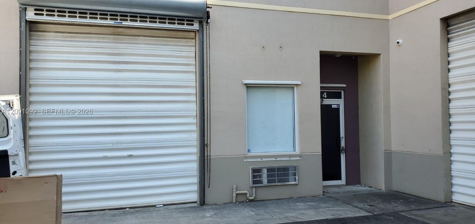 For Rent: $2,700 (0 beds, 0 baths, 0 Square Feet)