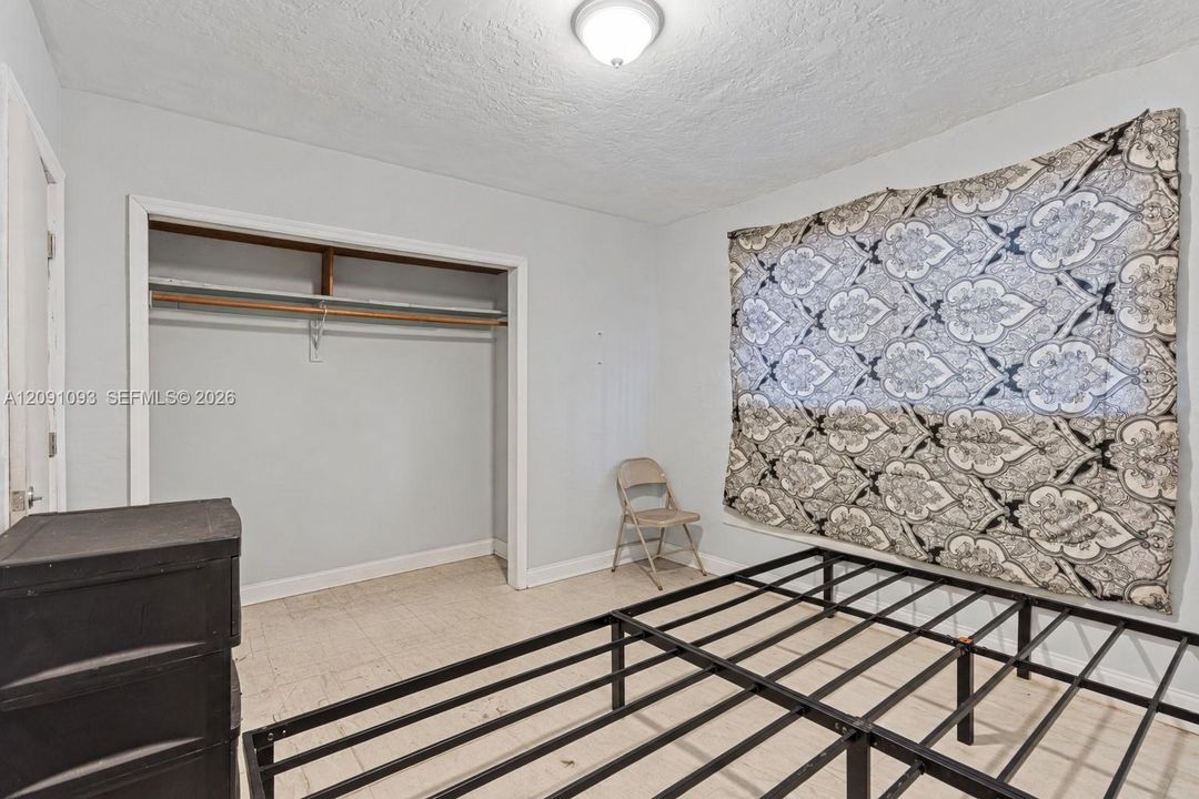 En Venta: $515,000 (3 camas, 2 baños, 1200 Pies cuadrados)