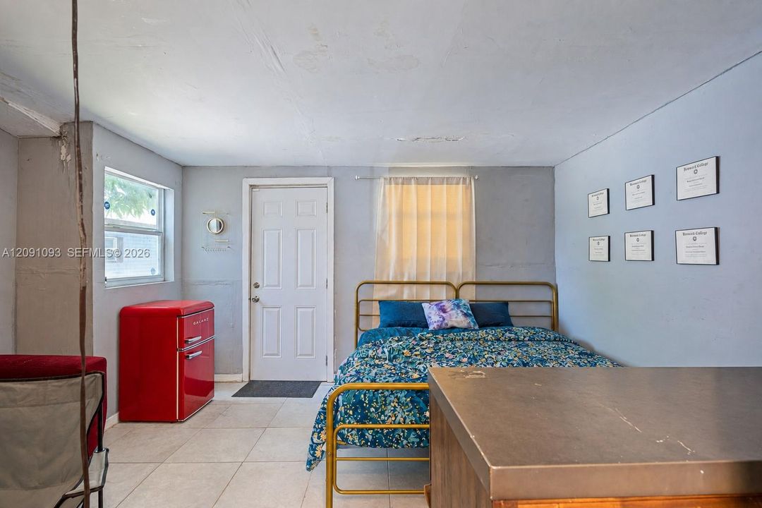 En Venta: $515,000 (3 camas, 2 baños, 1200 Pies cuadrados)