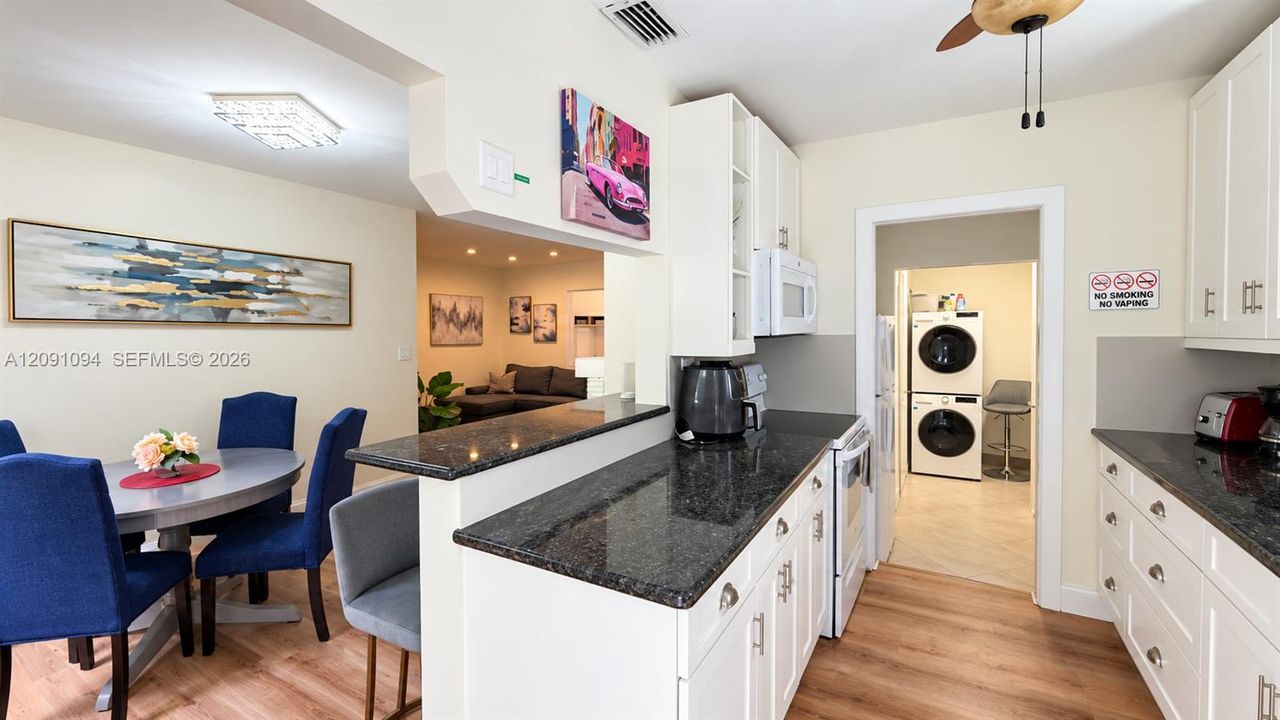 For Sale: $690,000 (2 beds, 2 baths, 1246 Square Feet)