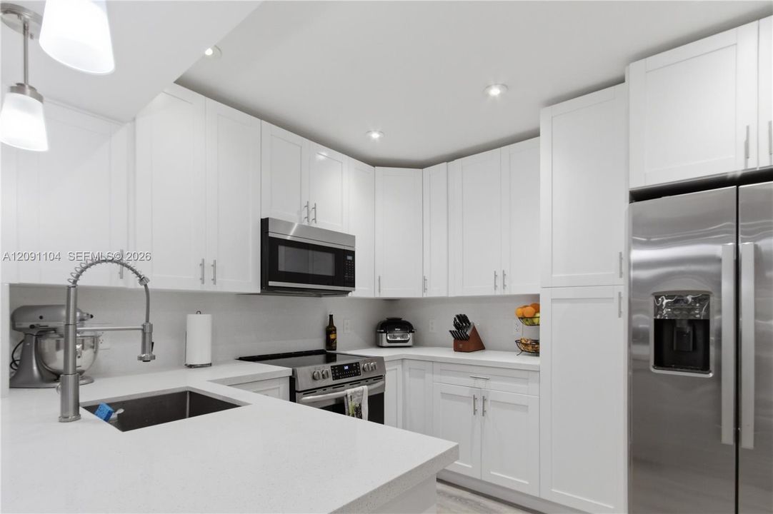 En Venta: $334,900 (3 camas, 2 baños, 1120 Pies cuadrados)