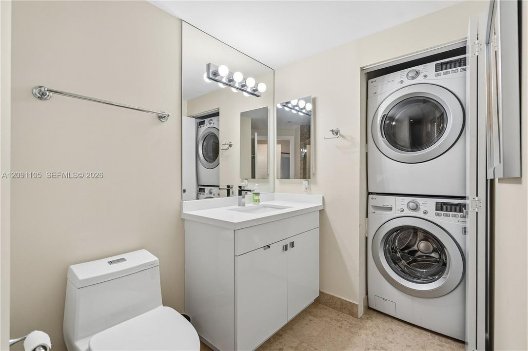 2nd bathroom